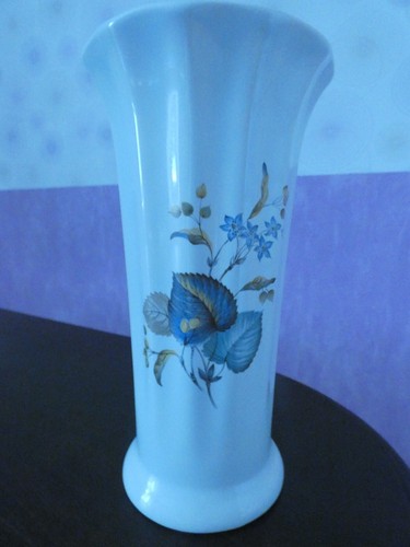 Beau grand vase estampille - et,