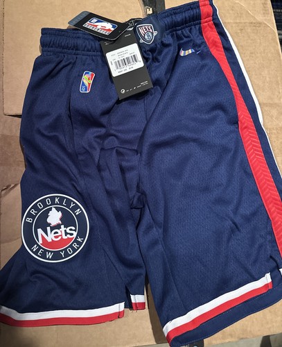 New nike authentic - new,