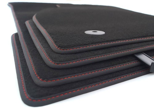 Neuf tapis sol adapté - 4x,
