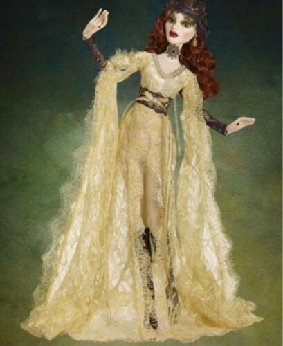 Tonner evangeline ghastly - evangeline,