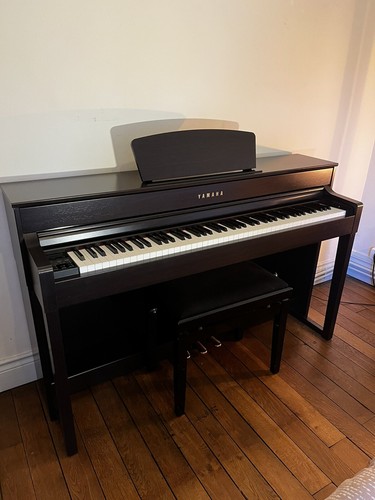 Piano yamaha clavinova - yamaha,