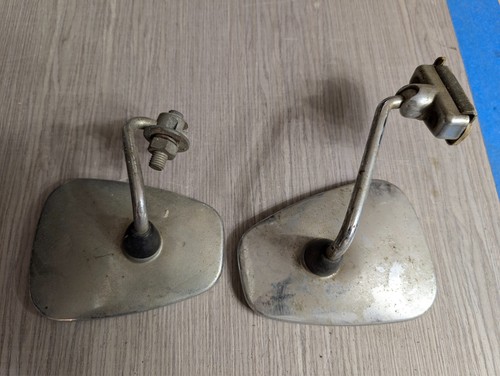 Rétroviseurs anciens gauche