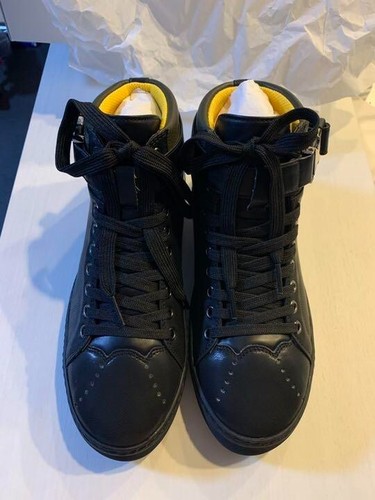 Chaussures baskets modèle - baskets,