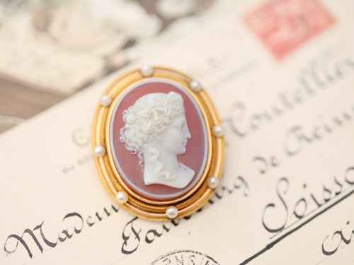 French 18k gold agate - , cameo