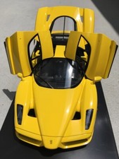 Rare kit Tamiya 1/24 Enzo