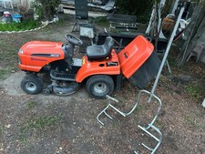 Tracteur tondeuse autoportée husqvarna cth 151 + Lève tracteur auto-portè