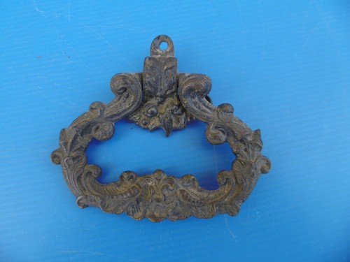 Heurtoir porte marteau de - de,