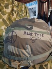 Casque Type US M1 complet avec Liner et couvre casque Woodland Vietnam .