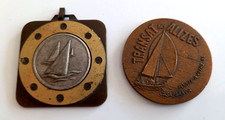 LOT 2 MEDAILLES BRONZE SPORT