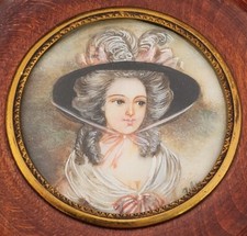 JOLIE ancienne MINIATURE