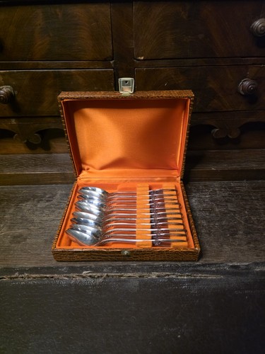 Coffret petites - de,
