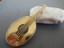 LUTH,OUD,MANDOLINE, TRES BELLE BROCHE VINTAGE  ,EN LAITON