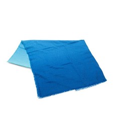 Grande étole bleue en laine