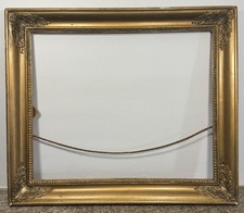 Cadre à clés ancien doré et sculpté 8F 8P Feuillure:38,5x46,5cm Vue: 33 x 46 cm