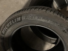  4 Pneus Hiver Michelin Pilot Alpin 5 SUV ZP 265/50 R19
