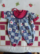 vêtement poupon poupée