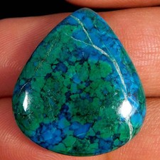 30.30Cts. Cabochon de poire de
