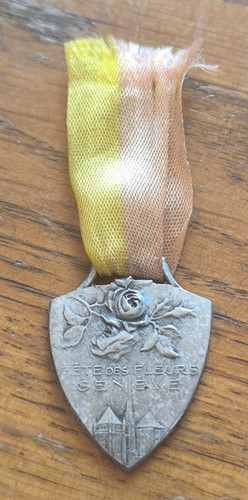 Médaille fête des fleurs - fête,