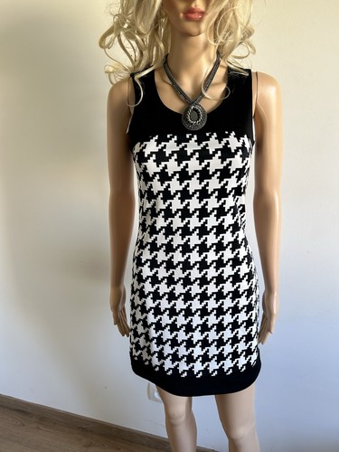 Robe noire blanche sans - noire,