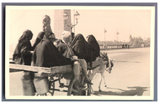 Egypte, Caire (القاهرة), Attelage avec âne traverse Pont Kasr-el-Nil  Vintage si