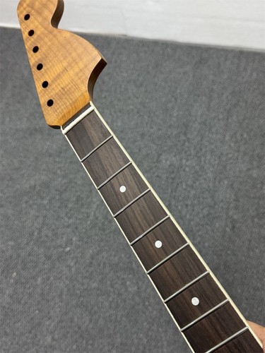 Jazzmaster style big - style, head