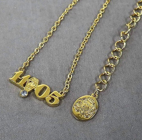 Collier disney twisted - collier,