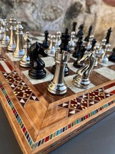 Jeu d'échecs artisanal en