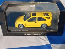 Ford Escort Cosworth jaune