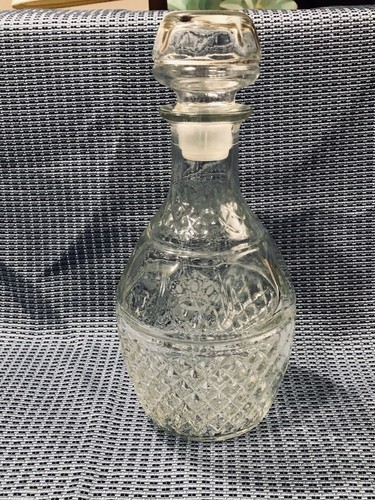 Vtg liquor decanter bottle - vtg,