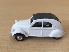 MINIATURE 2CV CITROËN  1/41  JRD BERLINE  blanche  ( très rare )