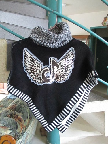 Poncho noir taille 6ans - poncho, marque