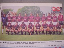 FOOTBALL COUPURE COULEUR
