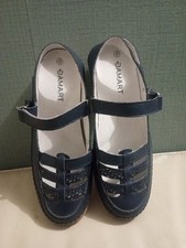 DAMART Chaussures bleu scratch Neuve Taille 38