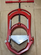 VIRAX 2115 model 3 : Grand Coupe-tube guillotine PEHD avec lame