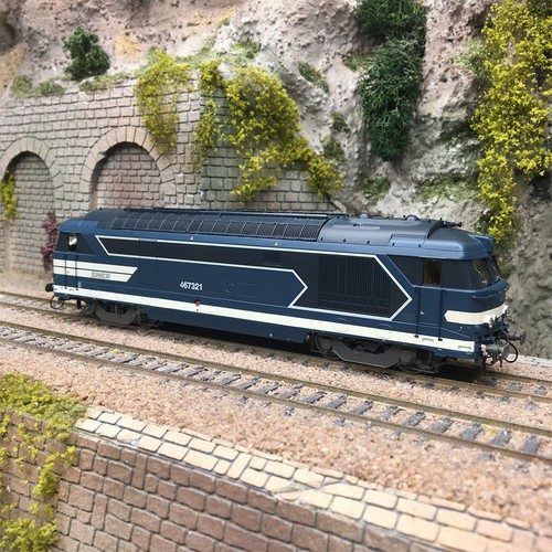 Locomotive diesel 67321 - locomotive, bb