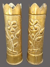 Paire de vases en douille