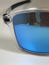 NEUF Lunettes de soleil Oakley