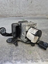 Bloc ABS (freins anti-blocage)