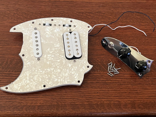 Lefty fender cobain - fender,