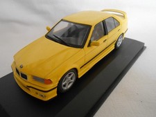 BMW E36 318 IS - MINICHAMPS