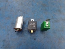 CENTRALE CLIGNOTANT ET RELAIS CITROËN VISA 652 CM3