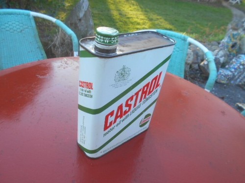 Bidon castrol motor oil with - bidon,
