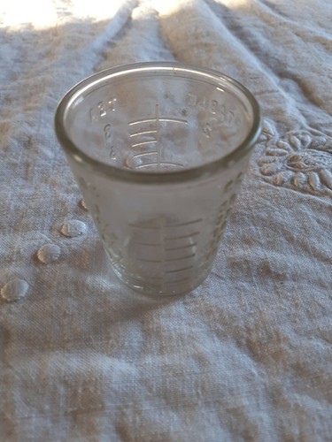 Ancien petit gobelet verre - ancien,