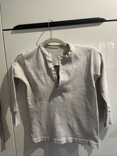 Ancien tricot de corps