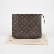 Louis Vuitton M47542 Trousse