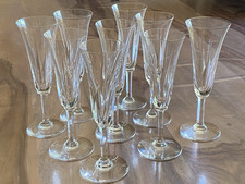 9 Flutes a champagne en