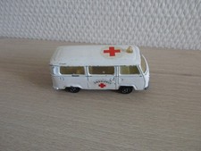 MAJORETTE SERIE 200 N°244 - FOURGON VW VOLKSWAGEN COMBI CROIX ROUGE FRANCAISE 