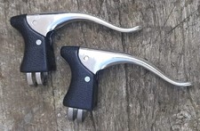 PAIRE POIGNÉE DE FRIEN