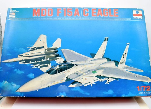 Maquettes avions militaires - d'avions,