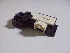 Sécurité de porte lave linge WHIRLPOOL 7KG AWO/D 7249